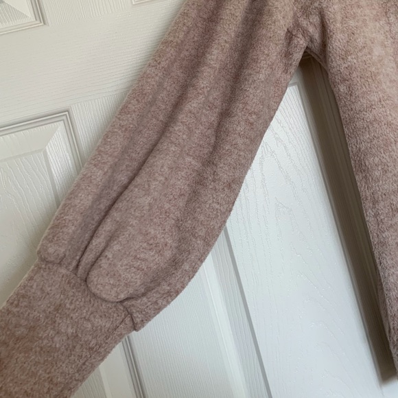 Hailey & Co Boutique Top - sz L - Picture 7 of 8